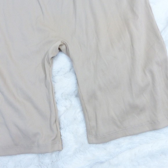 Vero Moda Lacey Rib Biker Shorts Oil Tan Biege Size XL - Picture 7 of 8